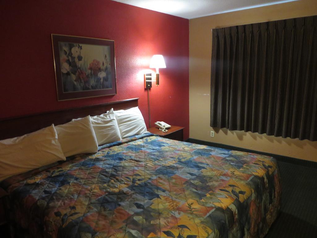 Riverside Suites North Mankato Phòng bức ảnh
